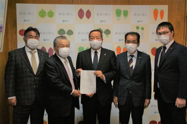 成人式延期決定に伴う関連事項の要望書を提出