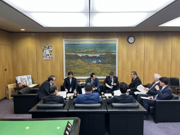 R6.11.27村上総務大臣訪問