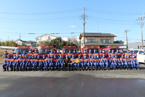 R7.3.9　消防自動車の貸与式の様子