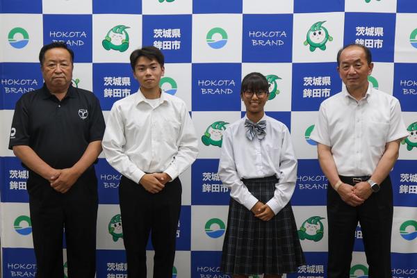 R7.7.18_中学生陸上表敬訪問の様子