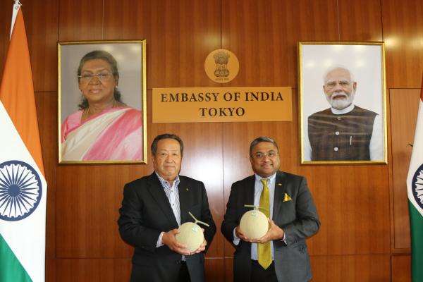 R7.9.8 シビ・ジョージ駐日インド大使との面会の様子(1)