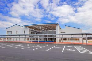 昇降口 正面から